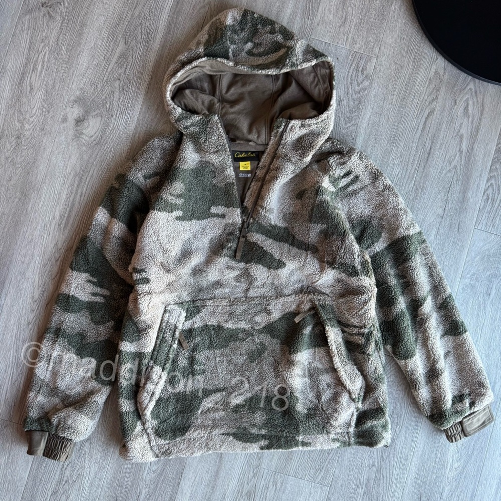 Cabela's Outfitter's Berber Fleece Pullover Camo Green Medium mens